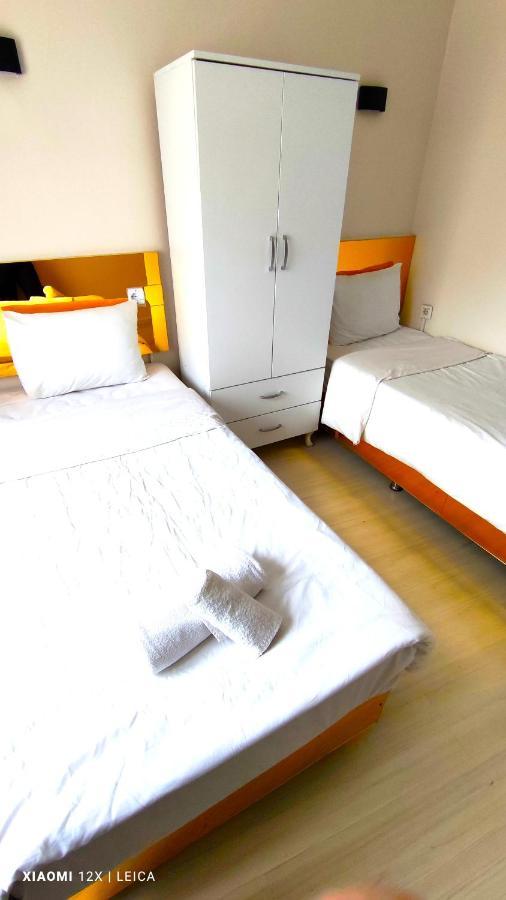 Atesde Dustu Salvara Hotell Istanbul Exteriör bild
