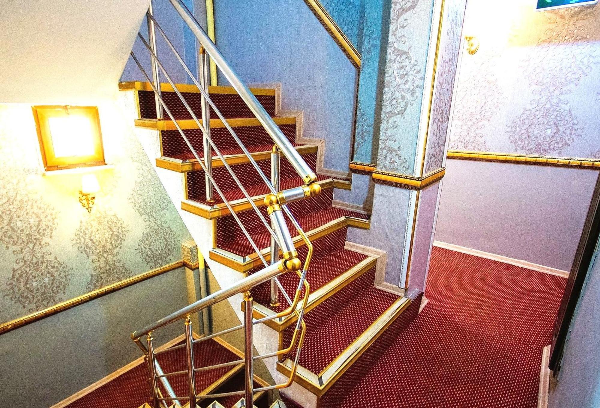 Atesde Dustu Salvara Hotell Istanbul Exteriör bild